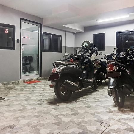 Collection O 91131 New V1 Hotel Τζακάρτα Εξωτερικό φωτογραφία