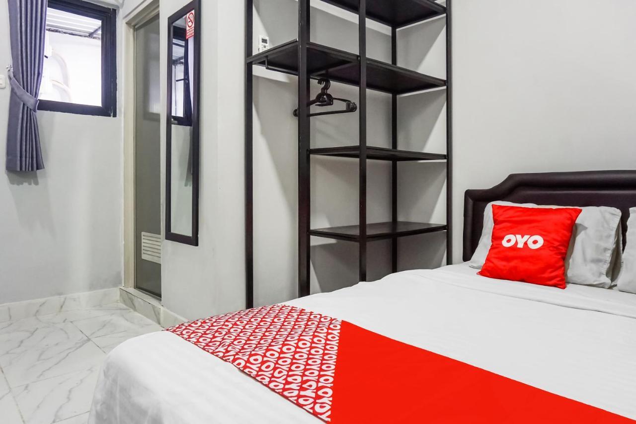 Collection O 91131 New V1 Hotel Τζακάρτα Εξωτερικό φωτογραφία